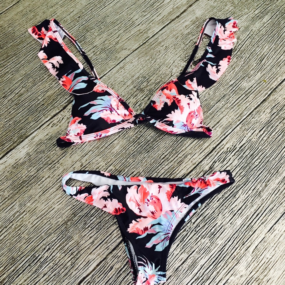 Bathing Suit - Picture 3 of 3